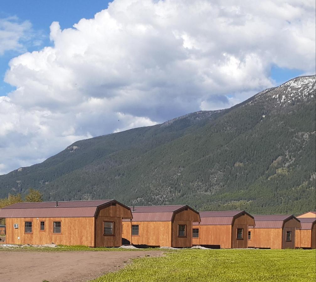 Glacier Acres Guest Ranch Motel Columbia Falls Eksteriør bilde